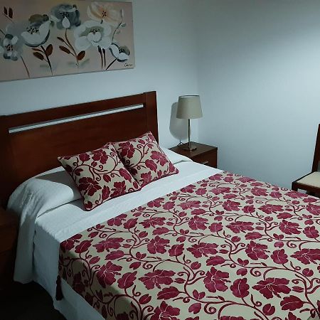Апартаменты Alojamento Ferreira - Apartamento C Сантиагу-ду-Касен Экстерьер фото