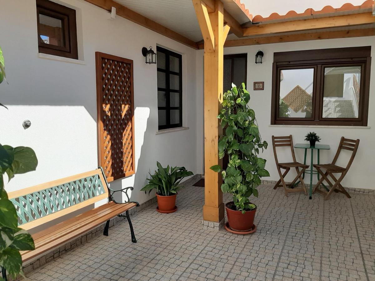 Апартаменты Alojamento Ferreira - Apartamento C Сантиагу-ду-Касен Экстерьер фото