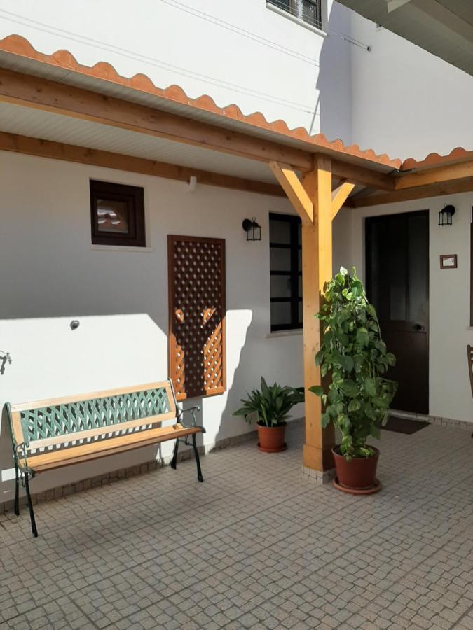 Апартаменты Alojamento Ferreira - Apartamento C Сантиагу-ду-Касен Экстерьер фото